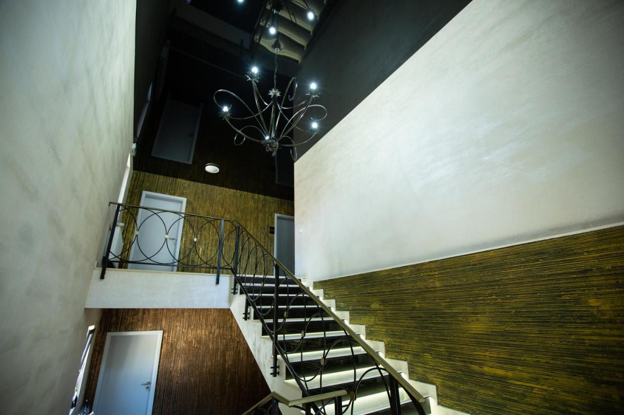 Renato House Ξενοδοχείο Târgu Jiu Εξωτερικό φωτογραφία